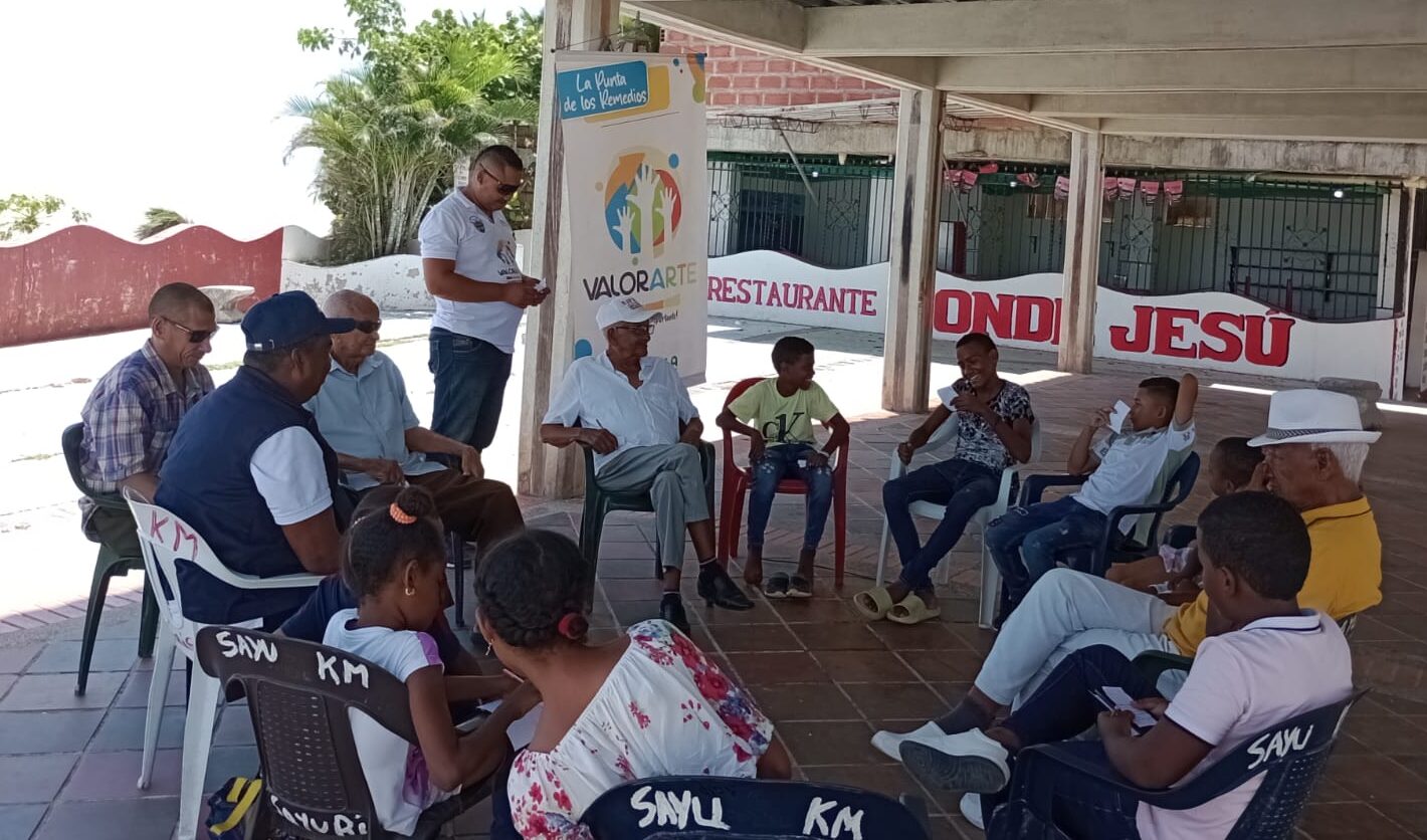 En La punta de Los Remedios confluyen padres, abuelos y niños en función del ejercicio literario individual, pero apostándole a la literatura colectiva, mediante estrategias de compartir el universo propio desde el talento de cada uno