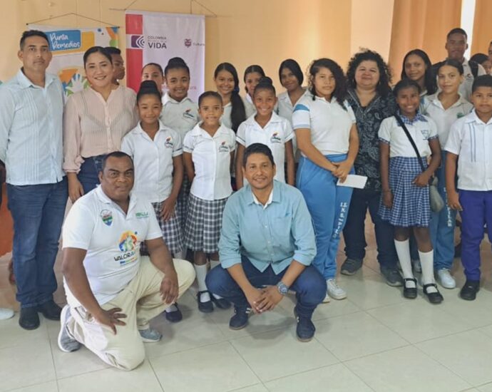 La Maleta Literaria se traslada para el municipio de Dibulla, con “El Recital en la Otra Orilla”